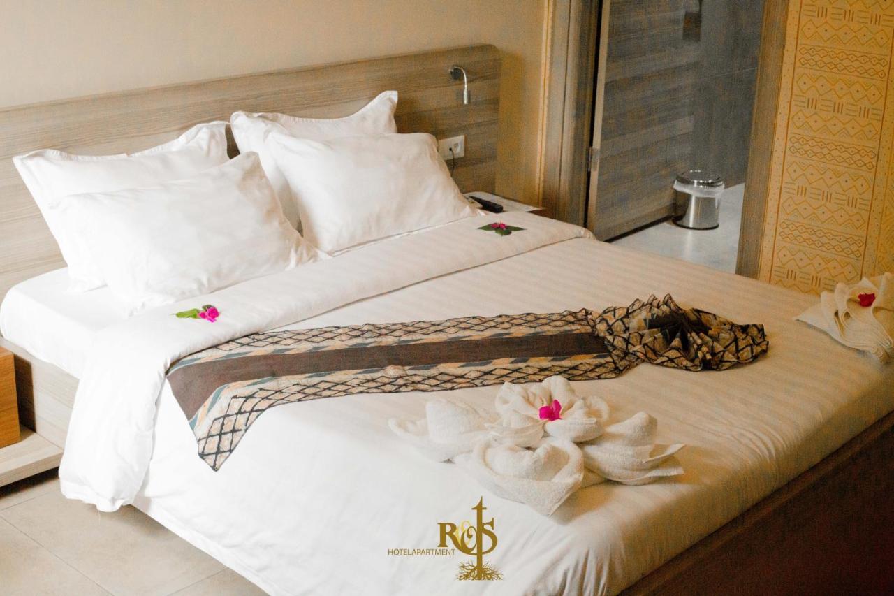 Roots Hotel Apartments Abidjan Exterior foto